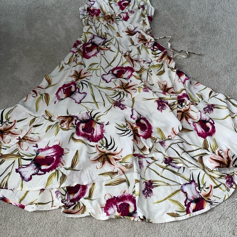 THE ODELLS Wrap Dress XS Floral - Picture 11 of 13